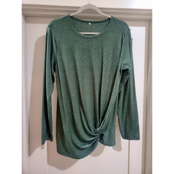 Women's Green long sleeve side twist top size medium - Picture 1 of 6